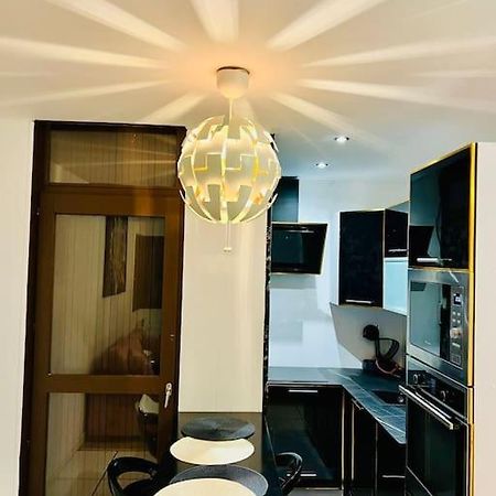 Appartement Moderne Vieille Ville Parking Gratuit آنسي المظهر الخارجي الصورة